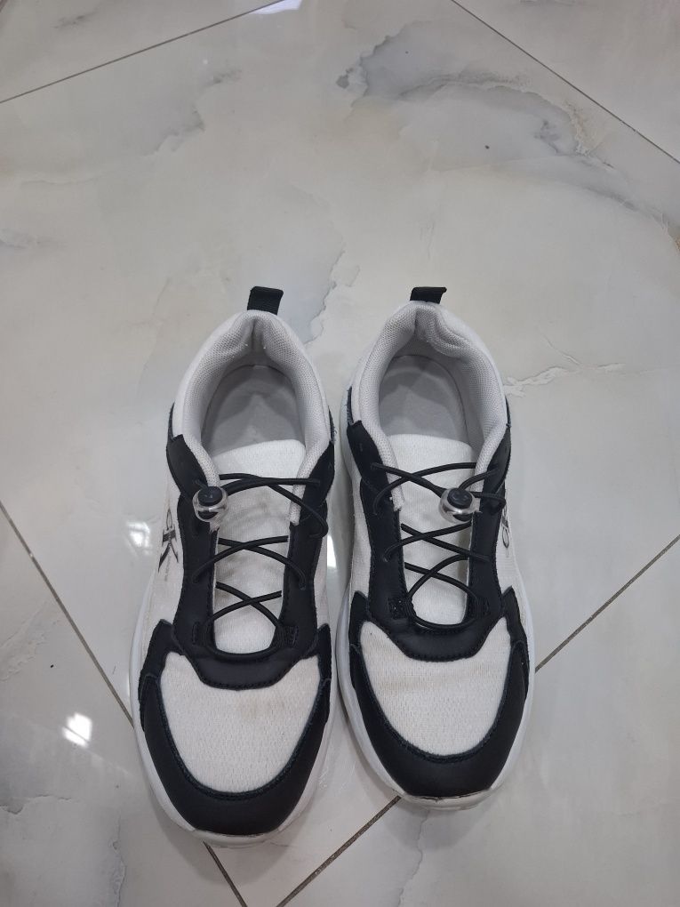 Маратонки  на Tommy  Hılfiger и Calvin Klein
