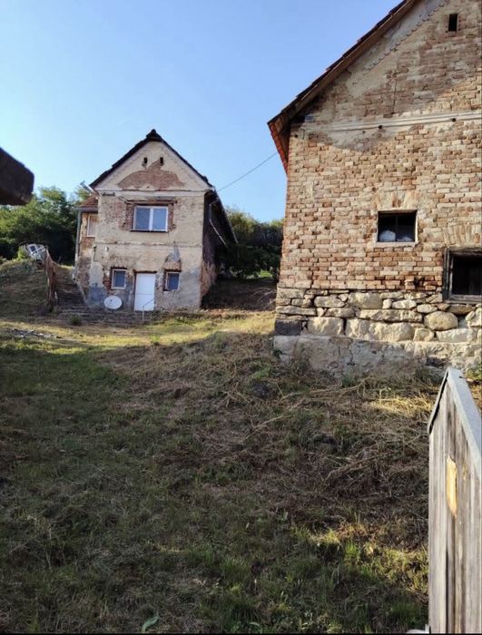 Casa de vanzare in satul Sancrai