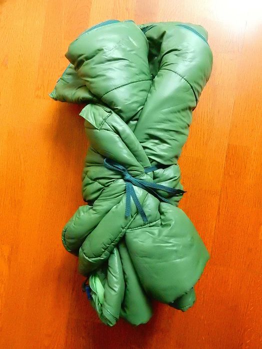 Sac de dormit tip “mumie”, fabricat in Germania. impecabil, ca nou.