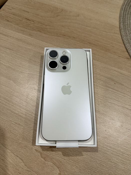 Vand iphone 15 PRO 128 GB
