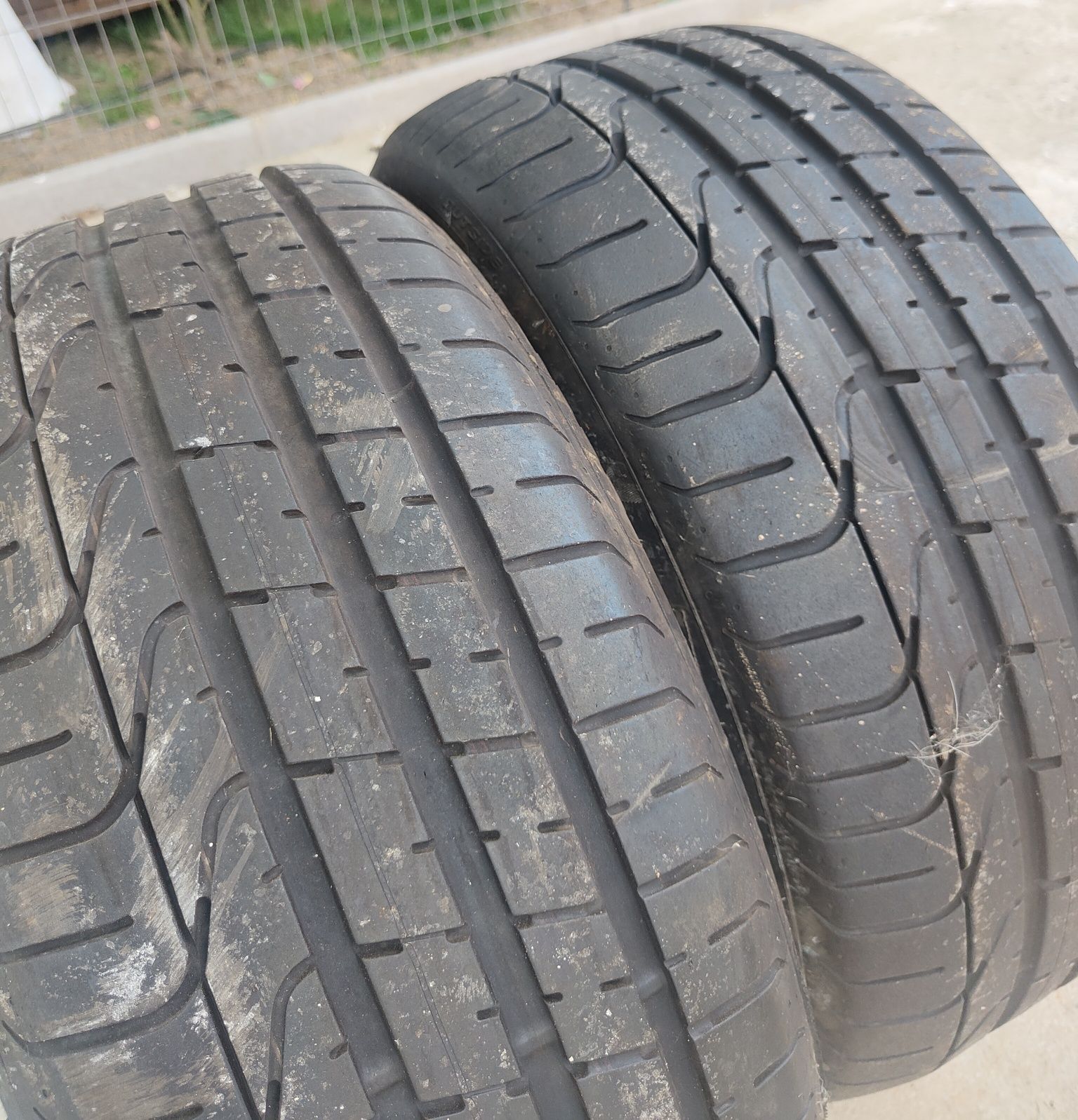 Vând 2 anvelope Pirelli PZero 255/40 R19