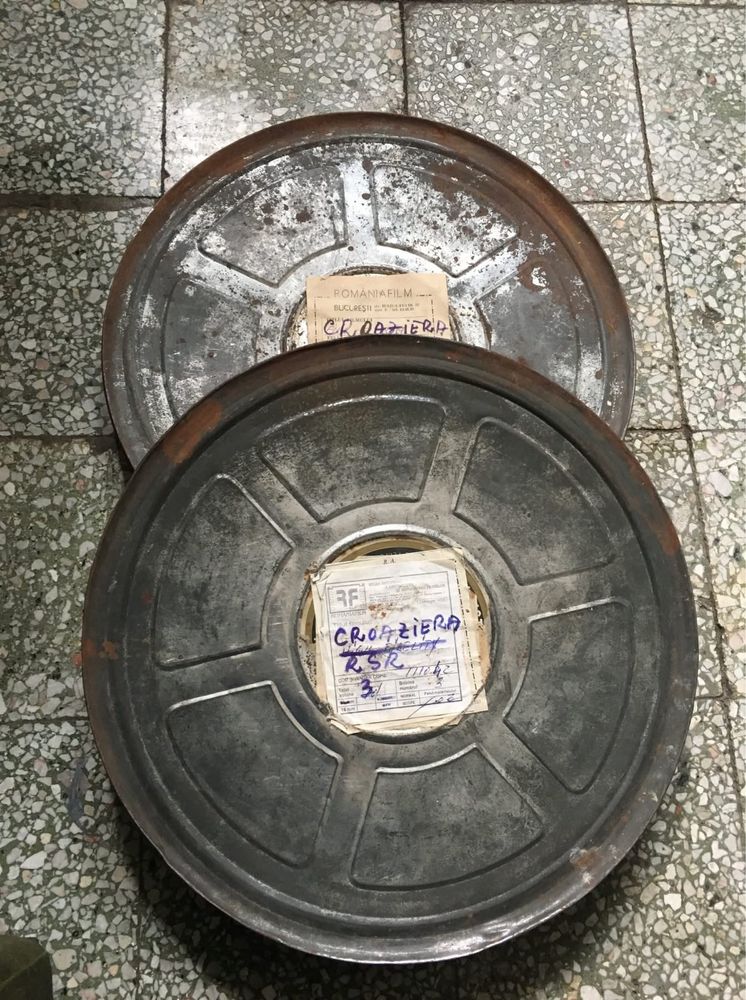 Filme pe peliculă 16 mm
