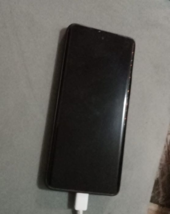 обменяю на iphone 12, 13, 13 mini