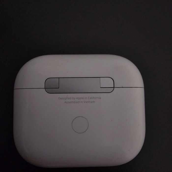 оригинал кейс на airpods 3