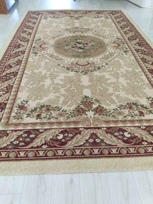 Кілем сатылады.Размері 3/4