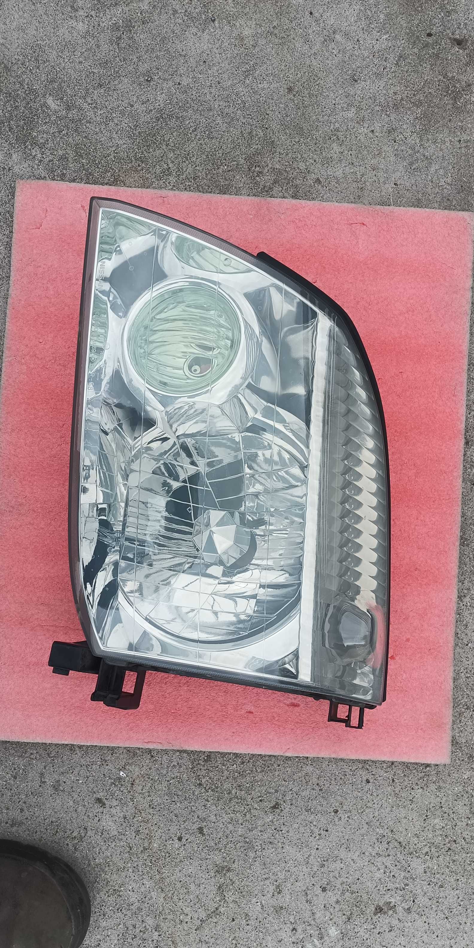 Nissan X-trail T30 глава, раздатка , QR20DE врати, халогени , ляв фар.