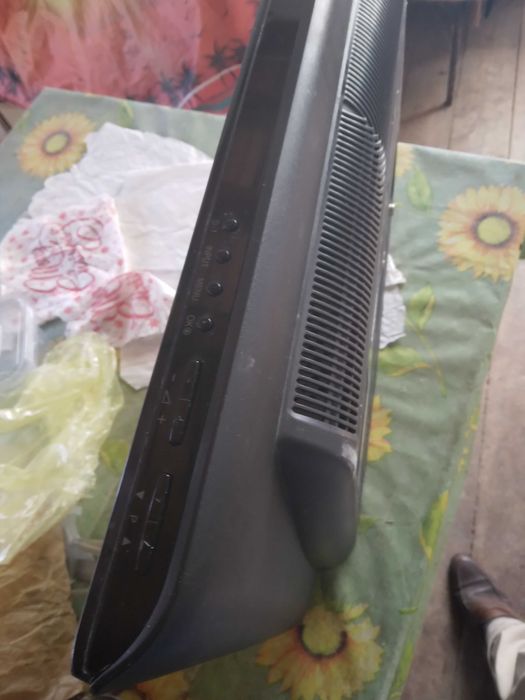 Продавам телевизор LG