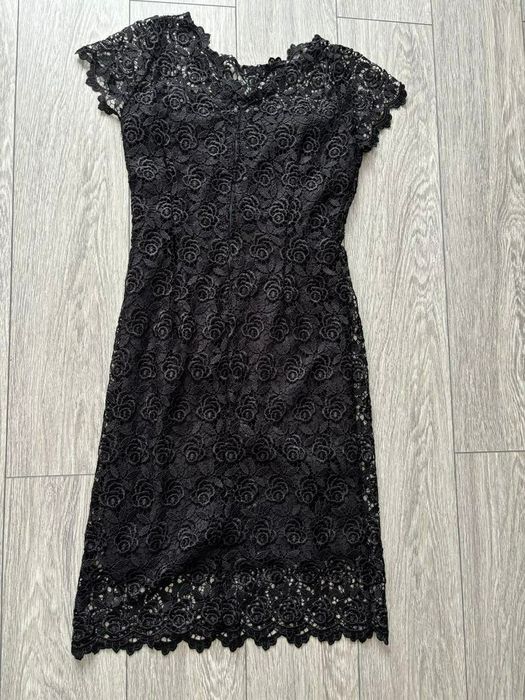 Rochie neagră elegantă