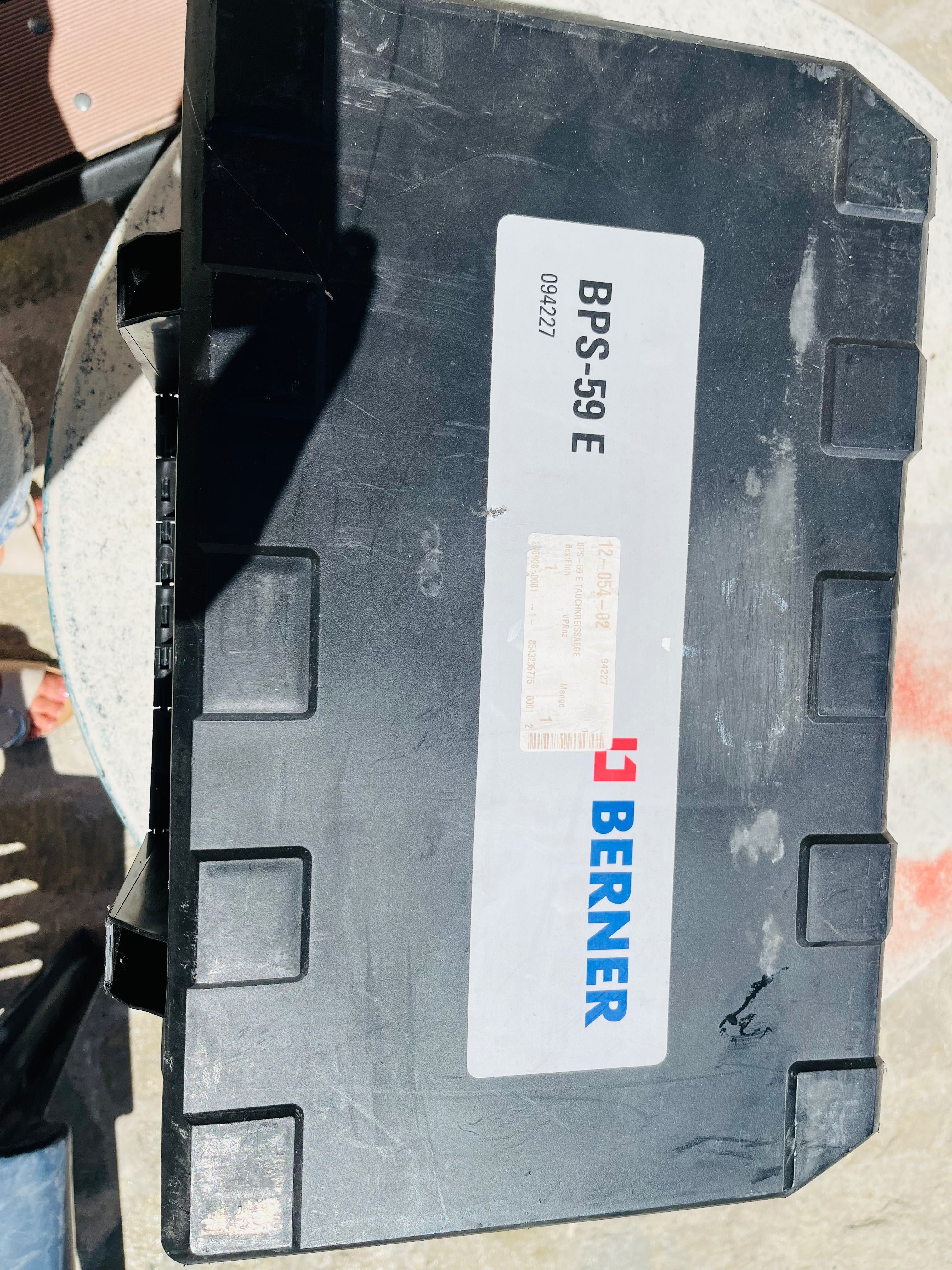 Berner BPS-59Е Type 2 потъващ циркуляр