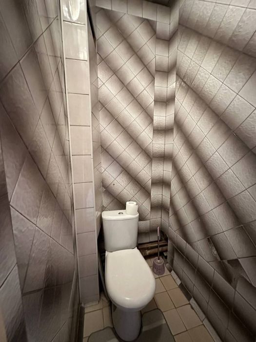 Продаю квартиру в Мирза Улугбекском районе Карасу-1, 3/6/9, 72 м2