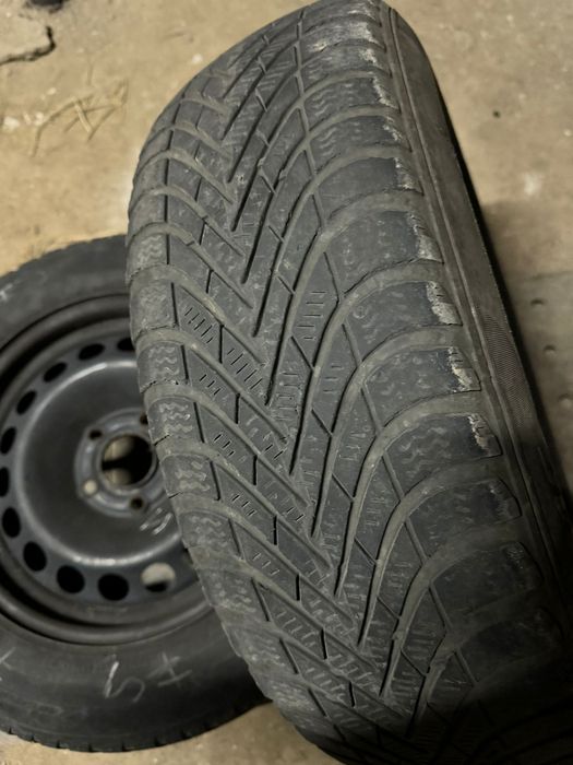 Vând roți de iarnă opel astra h Pirelli (195/65/15)