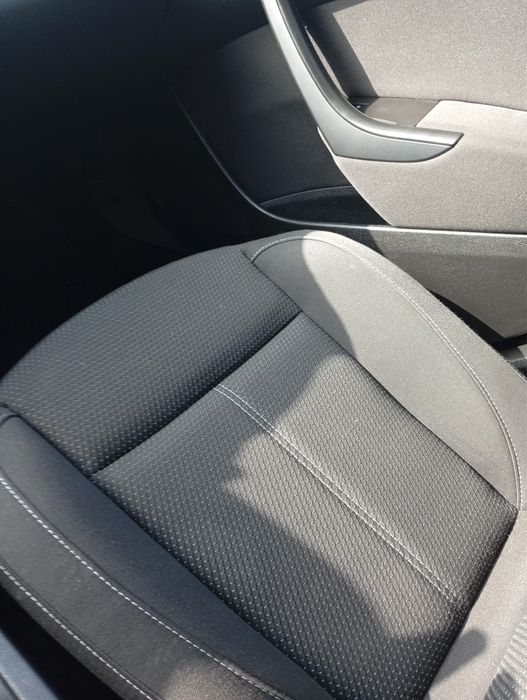 Opel Astra J 1.6 Diesel , 136 CP