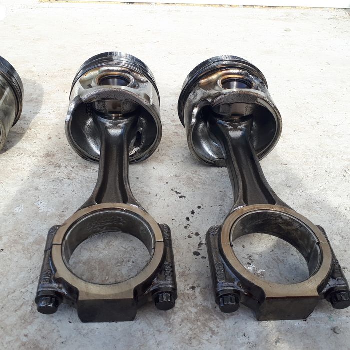 Pistoane cu biele vw