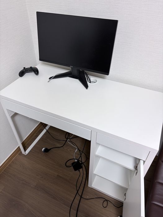 Стол письменый для всего