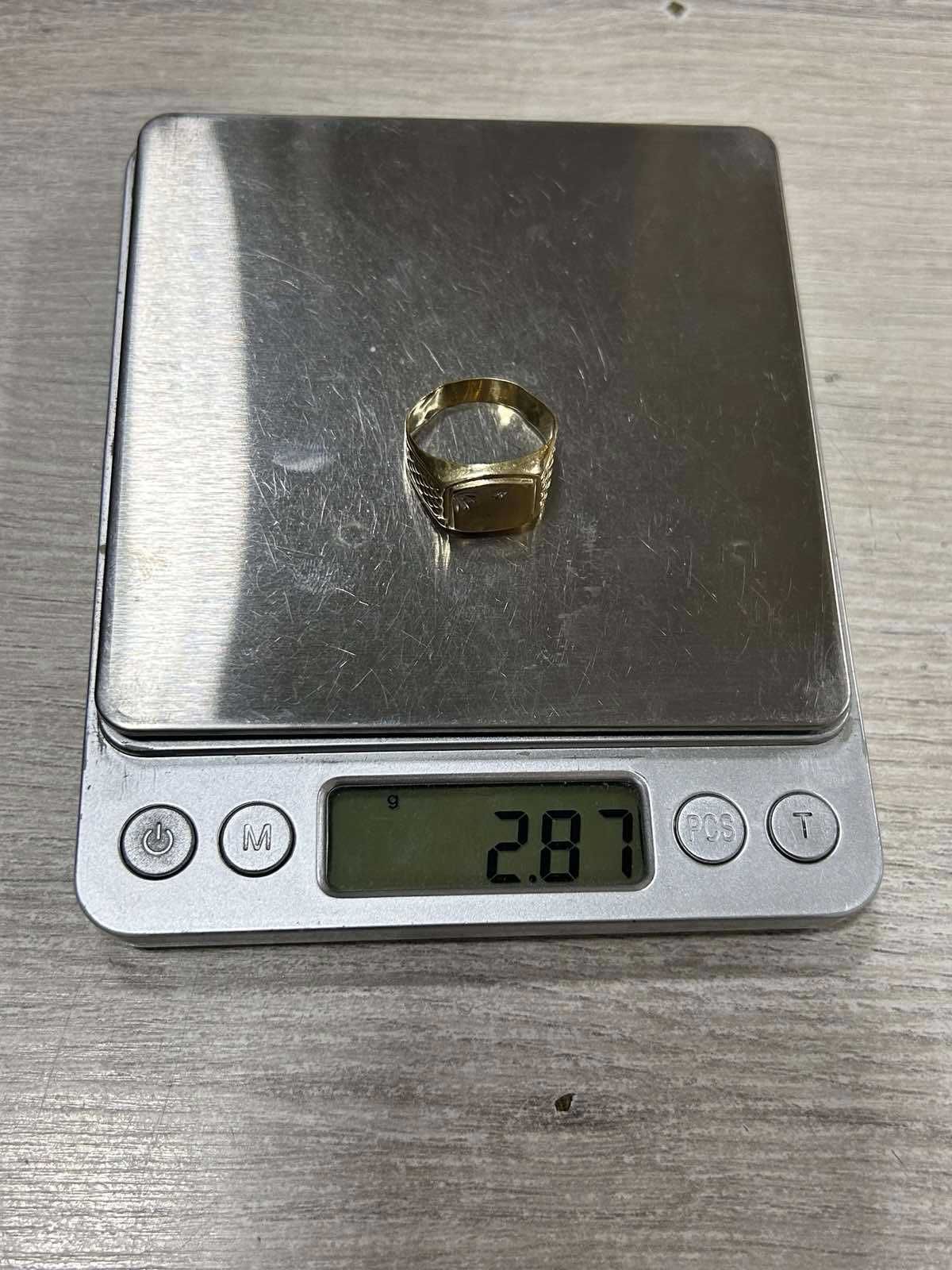 Златен пръстен 14 к 585 /2,87 гр.