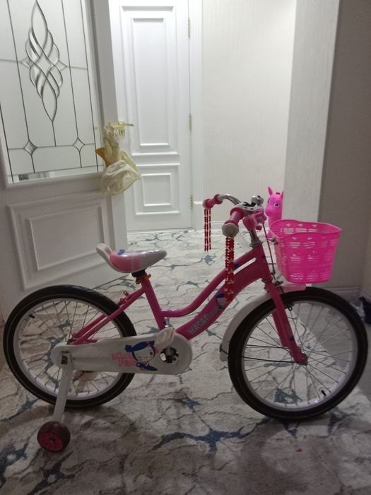 Sirochna sotladi hamda joyi idyal holat yangi bolsh 500 mng telfon raq
