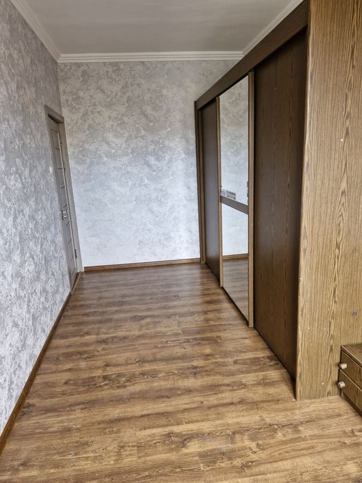 Сдаётся своя 4 х комнатная квартира