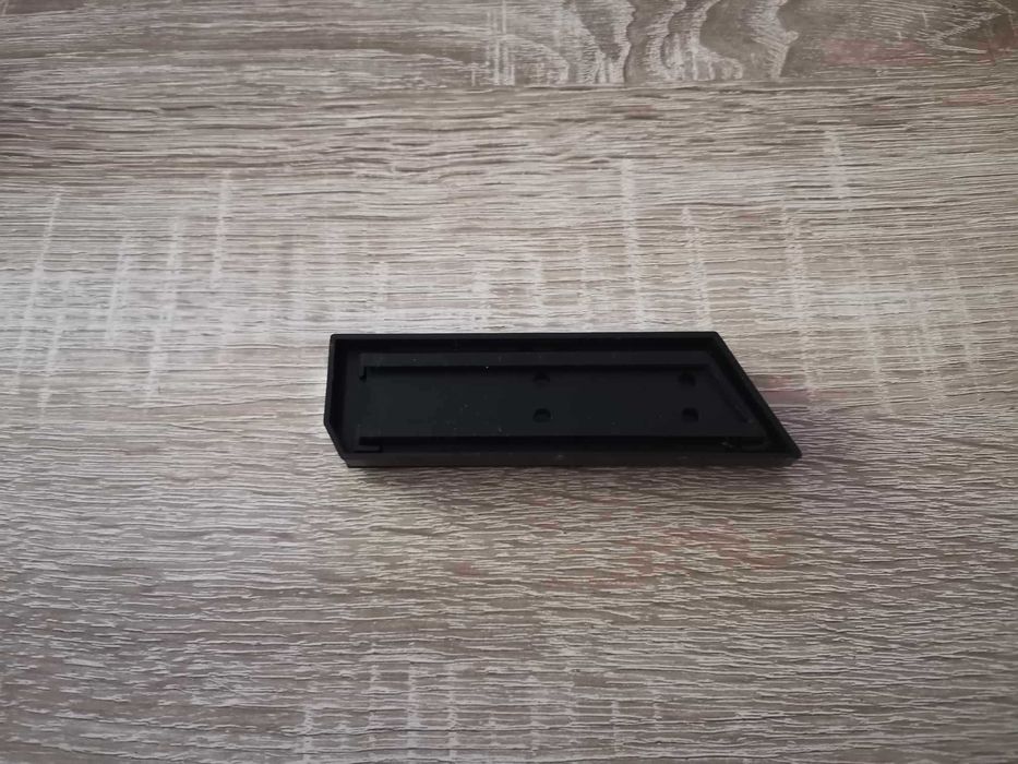 Предна решетка сребриста емблема BMW M4 Competition