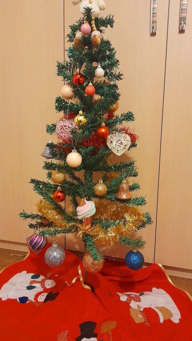 Brad artificial NOU 117cm