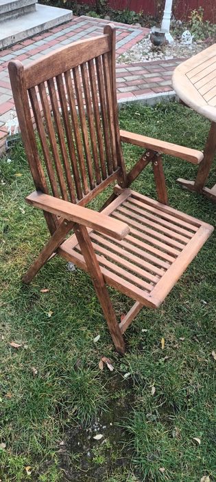 Set Masă cu 6 scaune din lemn