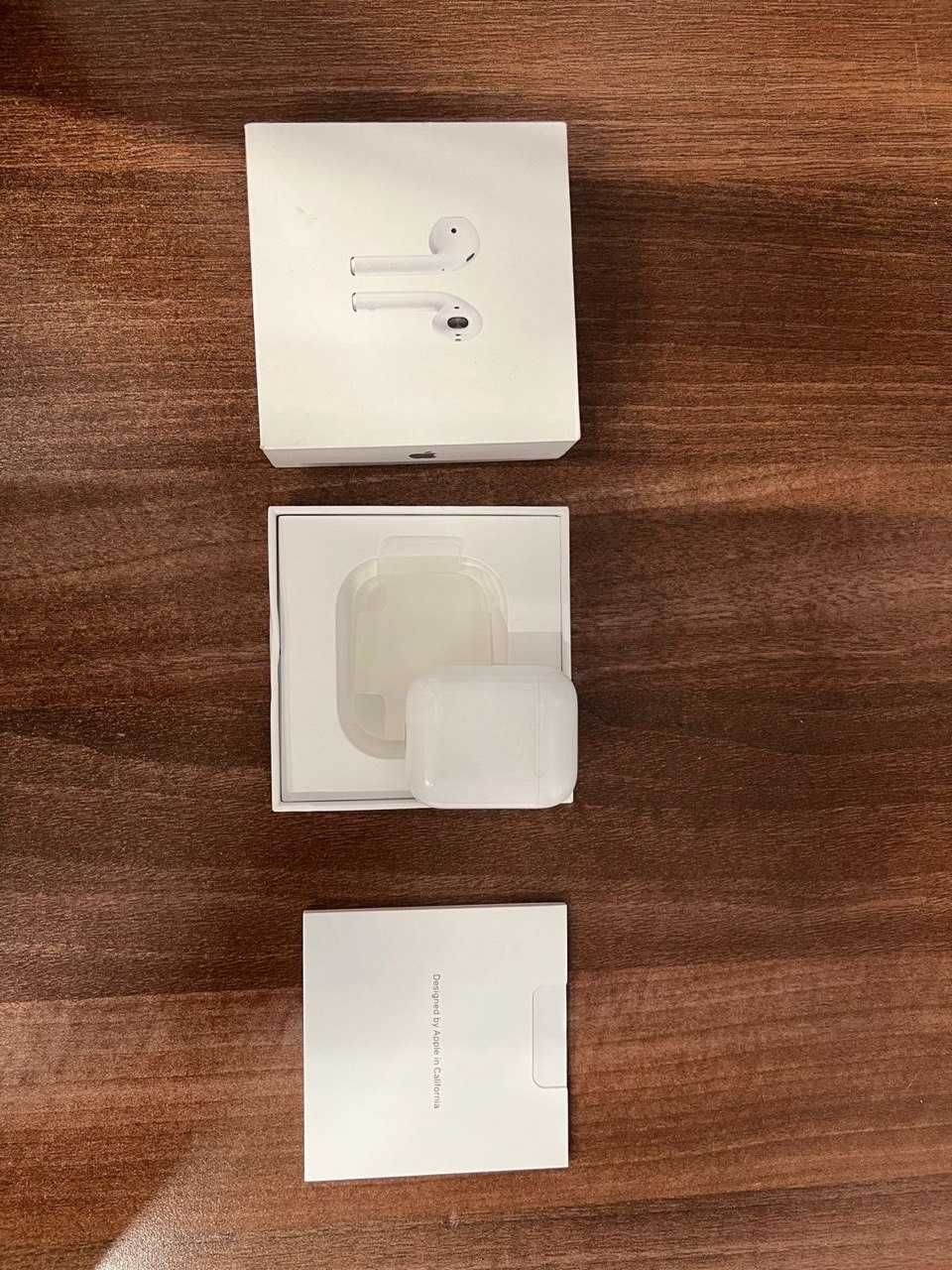 airpods 2. 1 год 8 мес в пользований