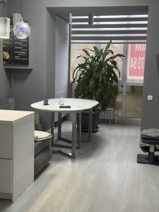 Продам квартиру центр рест.Barell 100кв+25кв подвал в 8ми кв.доме