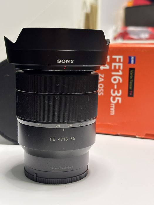 Sony vario tessar 16-35mm f4 za oss