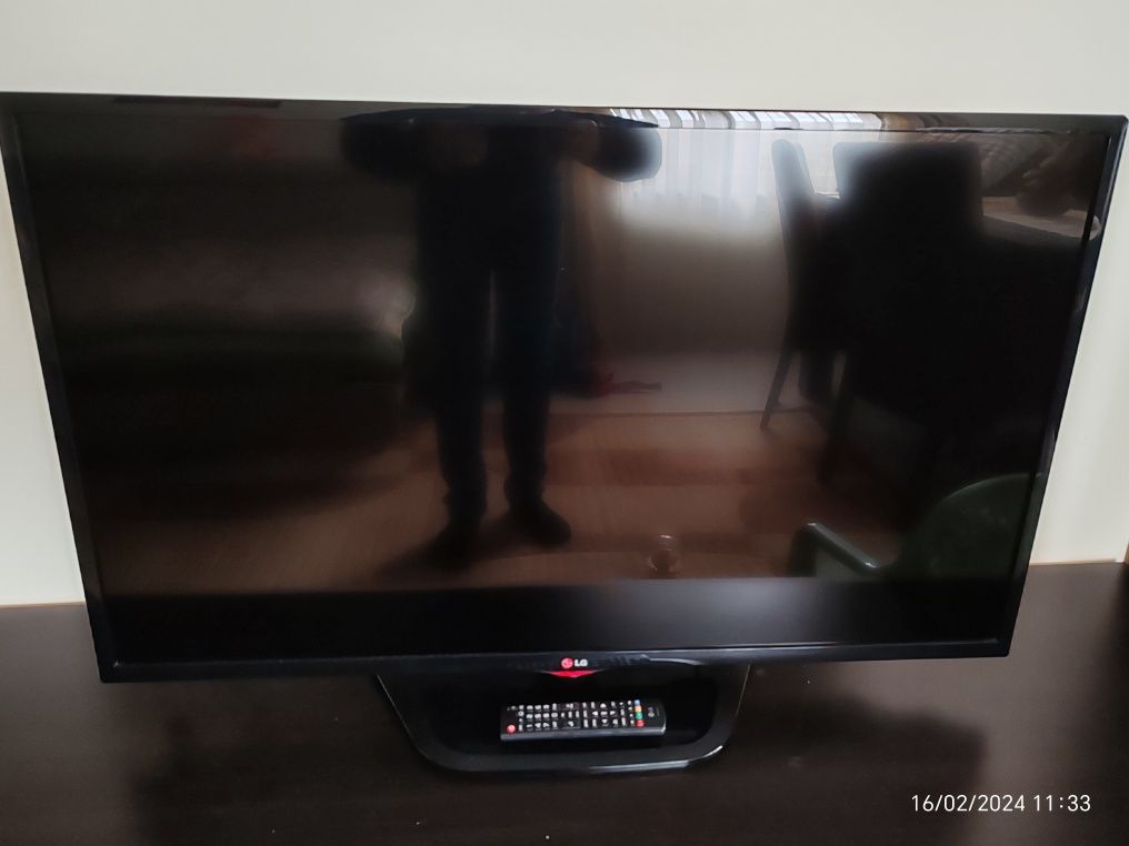 LG tv LED 108 cm