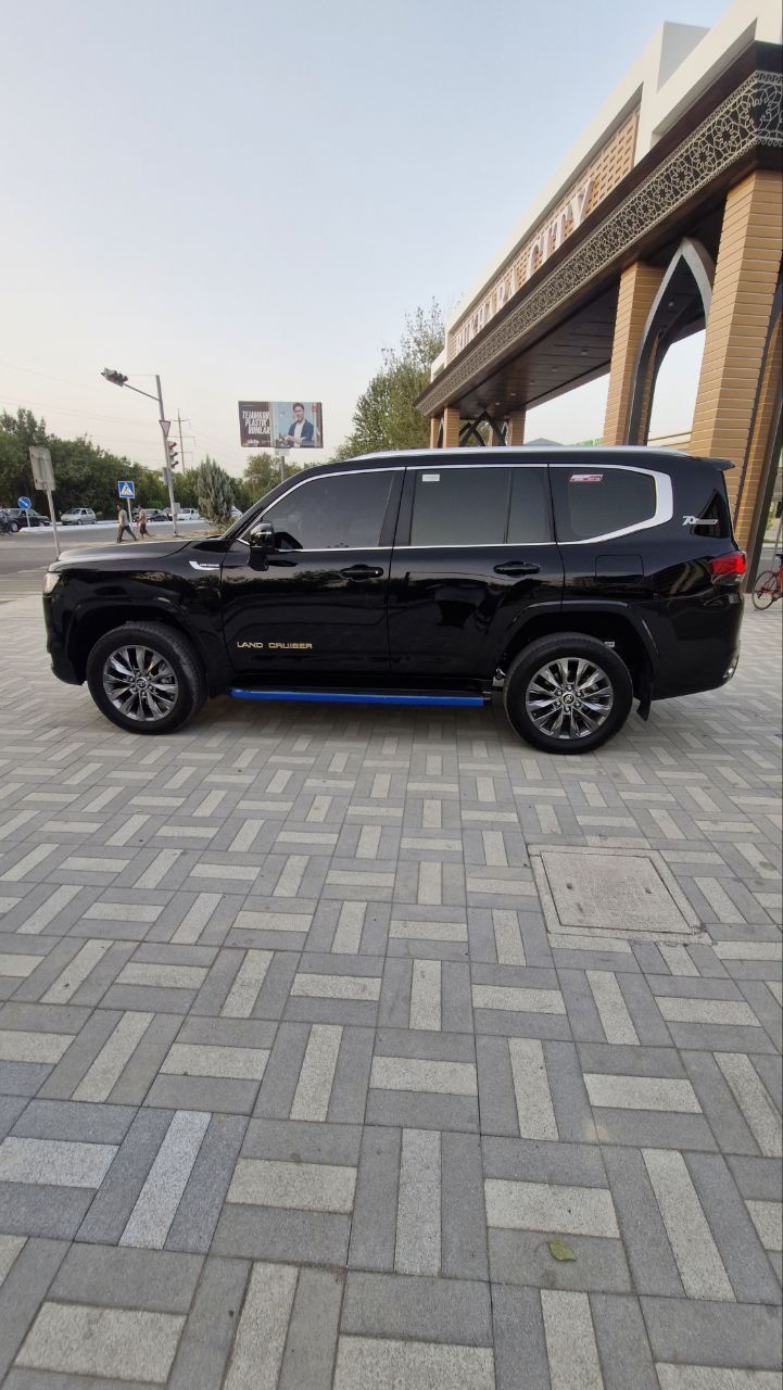Ланд крузер 300 японка vx  2023йил краскатоза холатиянги брони клинган