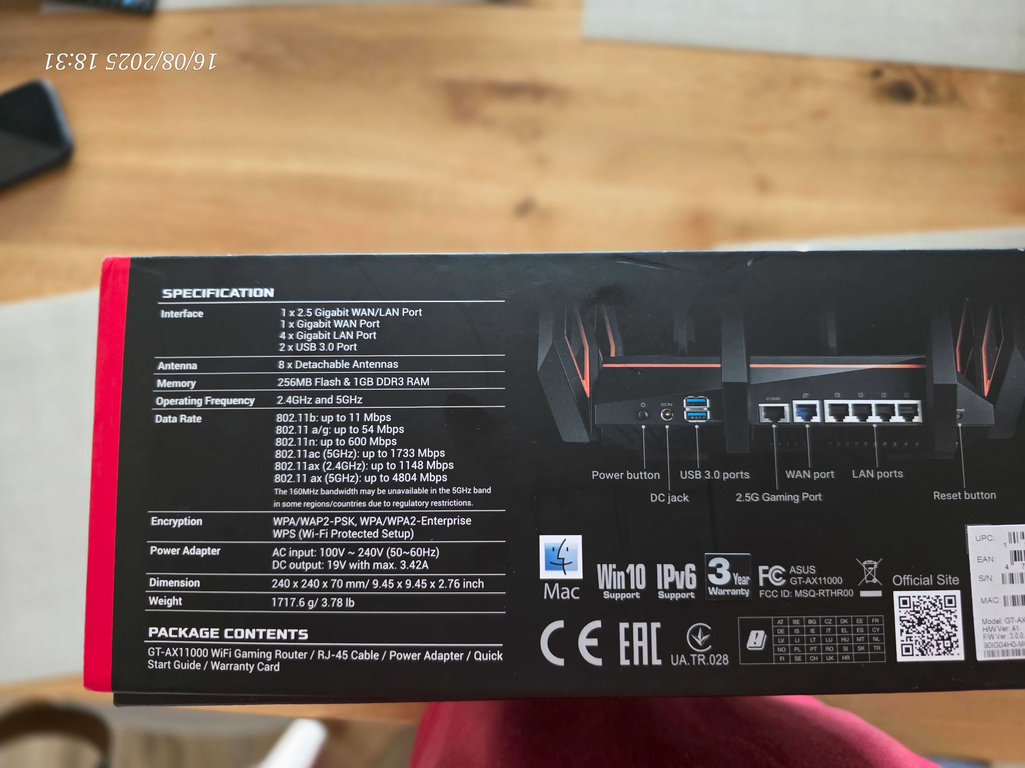 Продавам геймърски трибандов Wifi 6 рутер ASUS ROG Rapture GT-AX11000