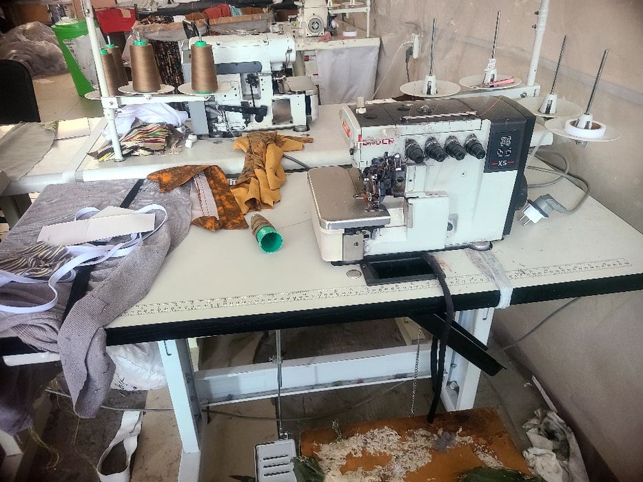 Tikuv mashjnka averlok