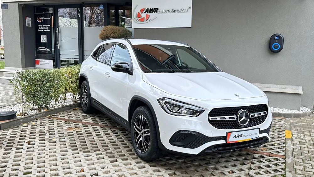 Mercedes-Benz GLA primul proprietar, istoric service, fara daune
