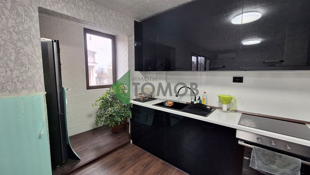 Продава се Тристаен апартамент в Стара Загора, Зора - 68 кв.м за 1008 €/кв.м - Снимка #2