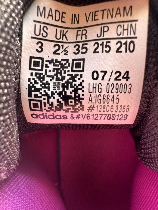 Adidasi baschet nr. 35