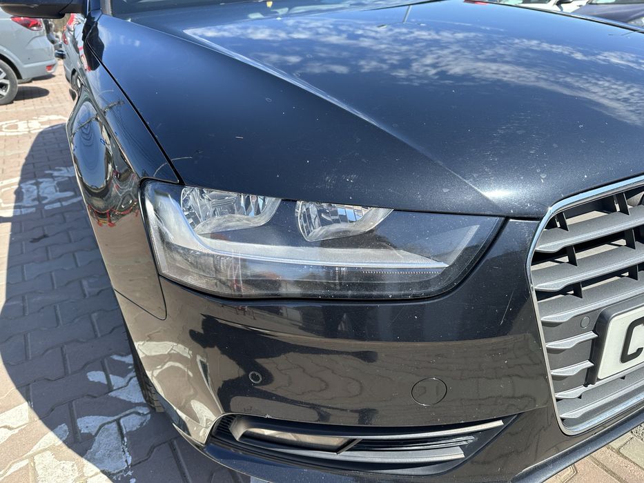 Far stanga dreapta halogen audi a4 b8 facelift 2013