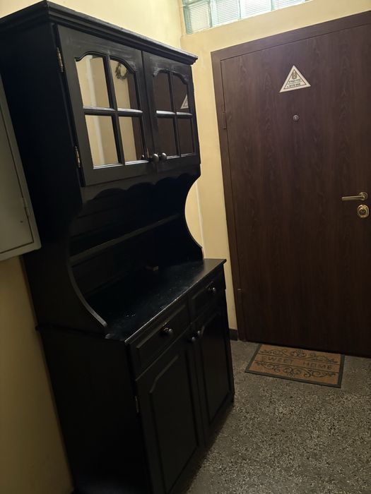 Бюфет дървен масив