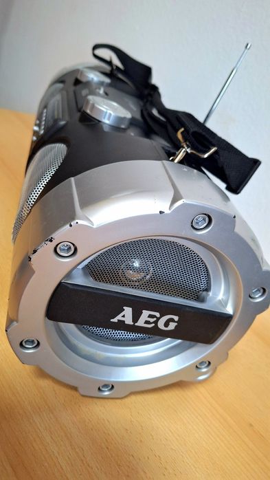 Boombox Aeg  srr 4317