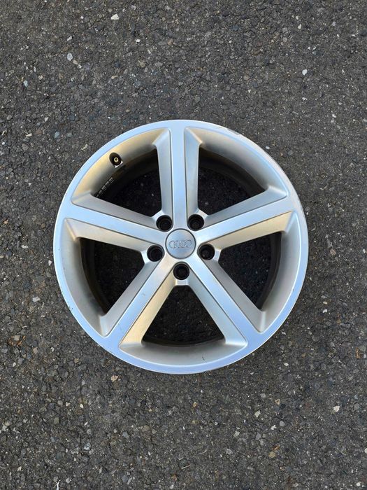 Jante pe 18' de Audi