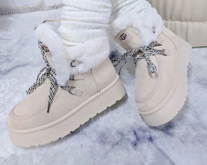 Ghete ugg dama alb/maro