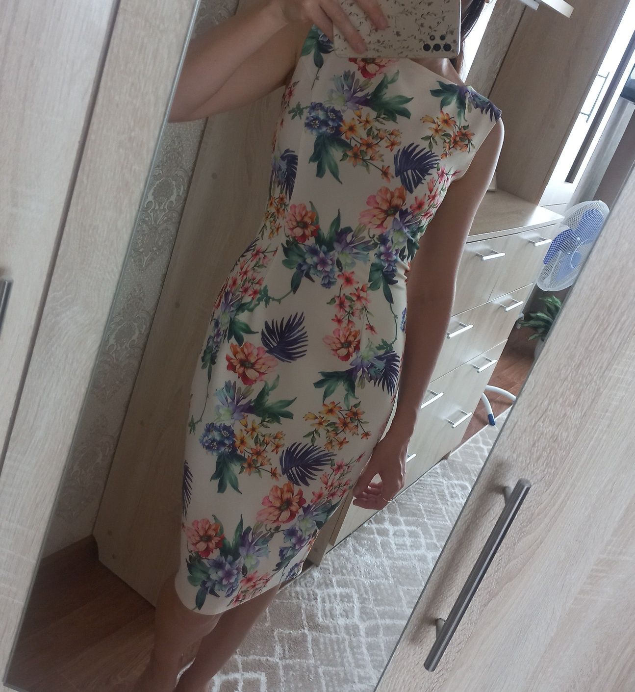 Женские платья, 42р