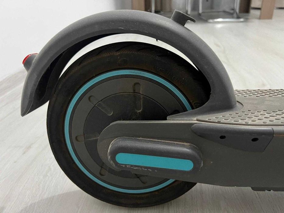 Trotineta electrica Motus, autonomie 65 km