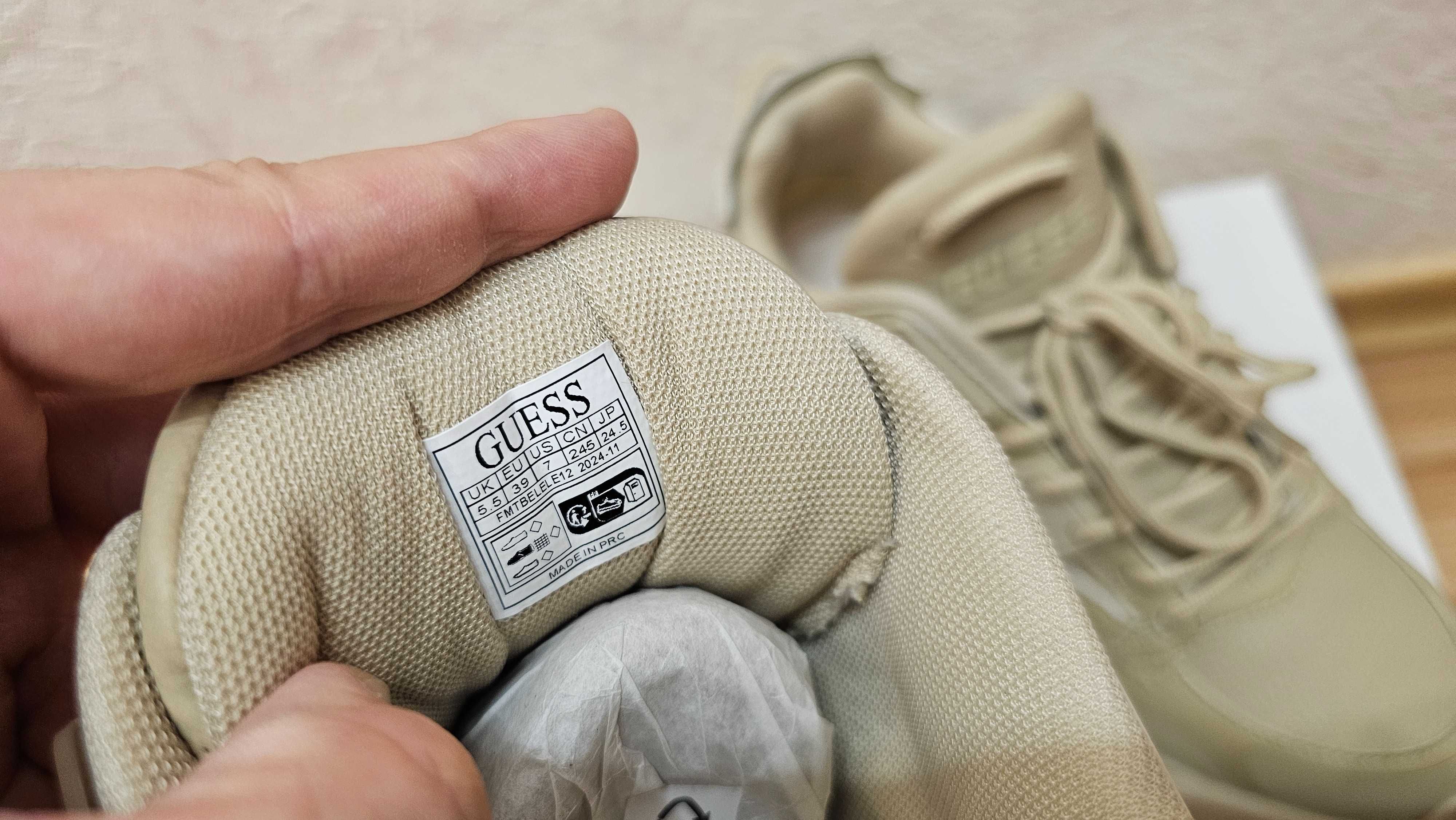 Мъжки маратонки Guess Belluno - 39 номер