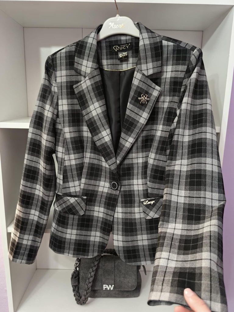 Разкошно сако Lucy fashion