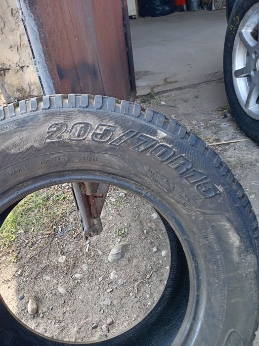 Продам одну покрышку