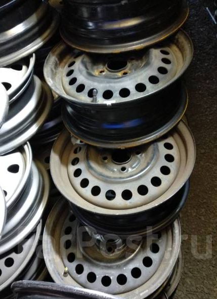 Ниссан Серена диски штамп в отл сост R 14 R 15 ,  5 на 114,3