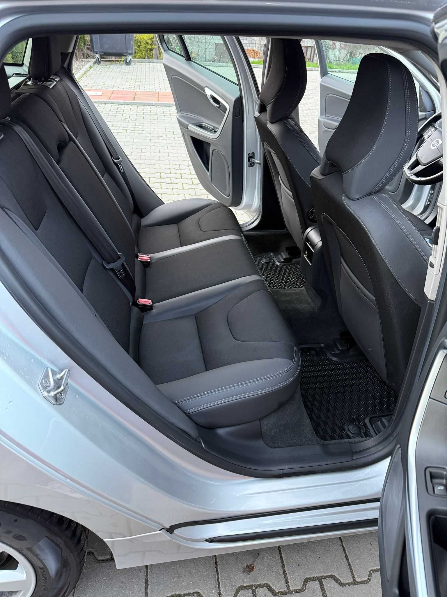 Volvo V60 D2 2014 Disel 1.6