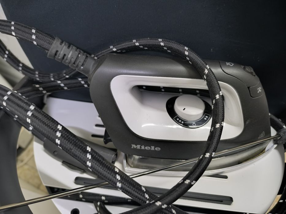 Гладачна система Miele B4847 FashionMaster