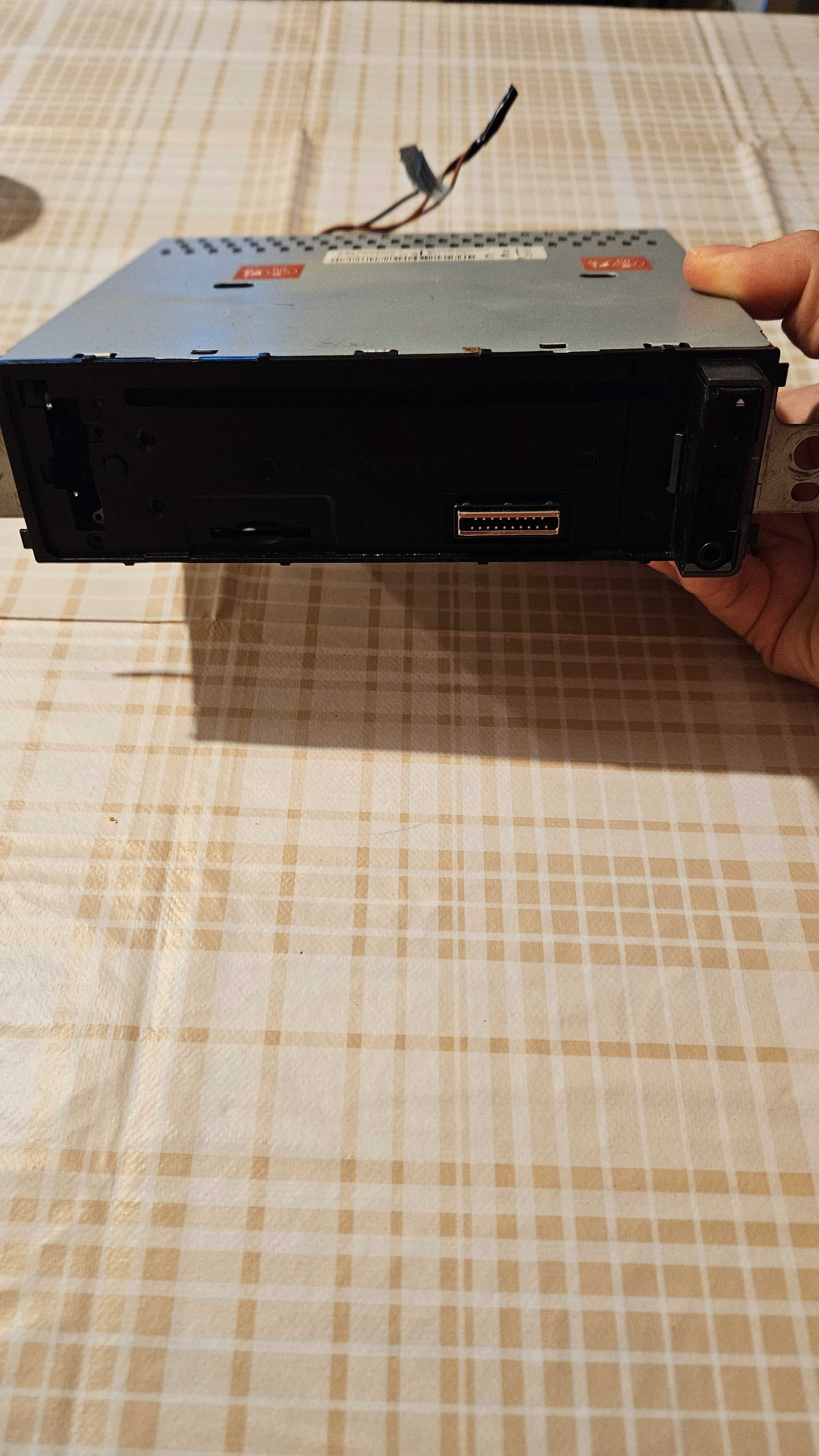 CD плеър за кола Blaupunkt Barcelona 230 USB, Bluetooth, AUX, SDHC