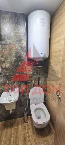 Дава се под наем Четиристаен апартамент в Варна, Център - 110 кв.м за 1224 € - Снимка #11