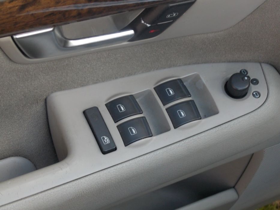 vand audi a4 b7 1900